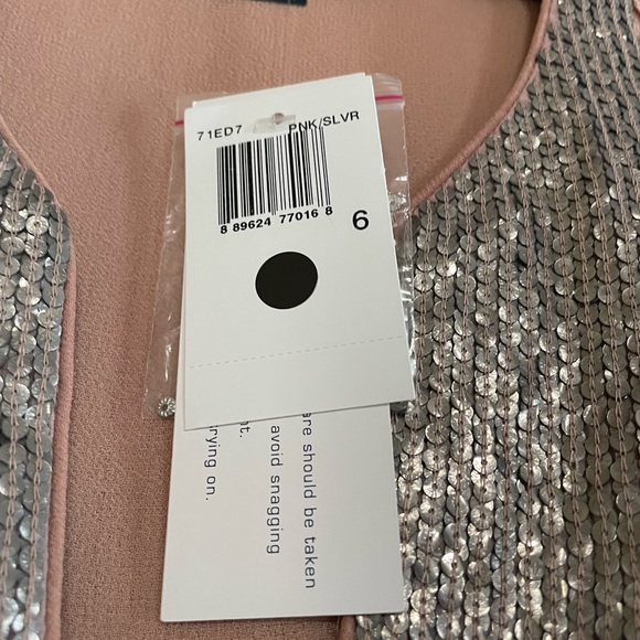 French Connection STUNNING Pink Dress w/ Deep Silver Sequined deep V neck, SZ 6 - Picture 11 of 16